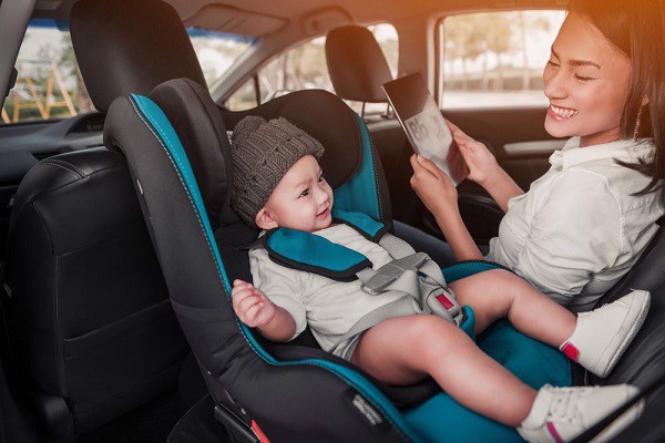Lựa chọn ghế ngồi xe ô tô Zaracos đảm bảo an toàn cho bé